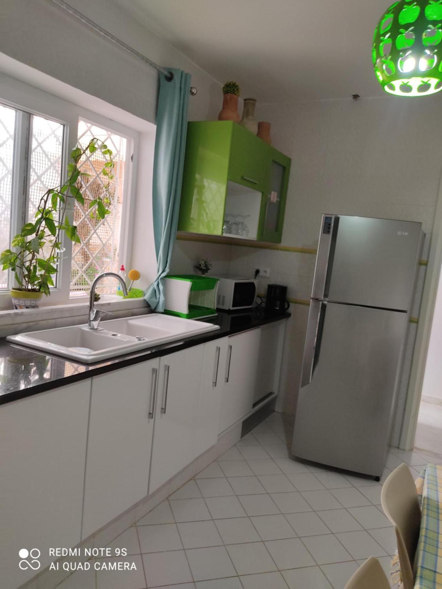 Etage De Villa Avec Jardin, Pres De L'Aireport Et Parking Prive Ariana Eksteriør bilde